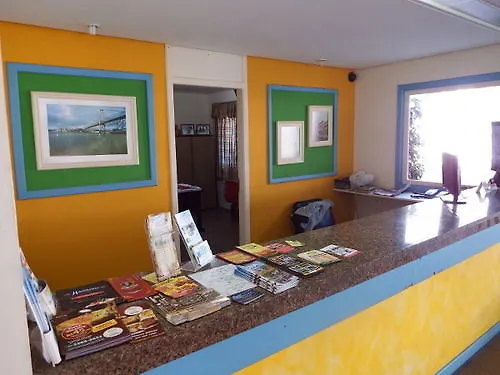 Hotel Ivoram Praia Florianópolis 2*,